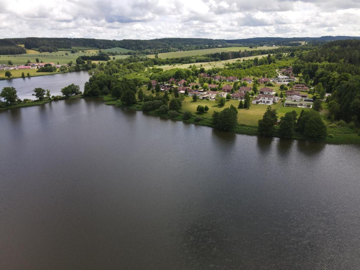 Obora 824 Villa Nova Bystrice Luaran gambar